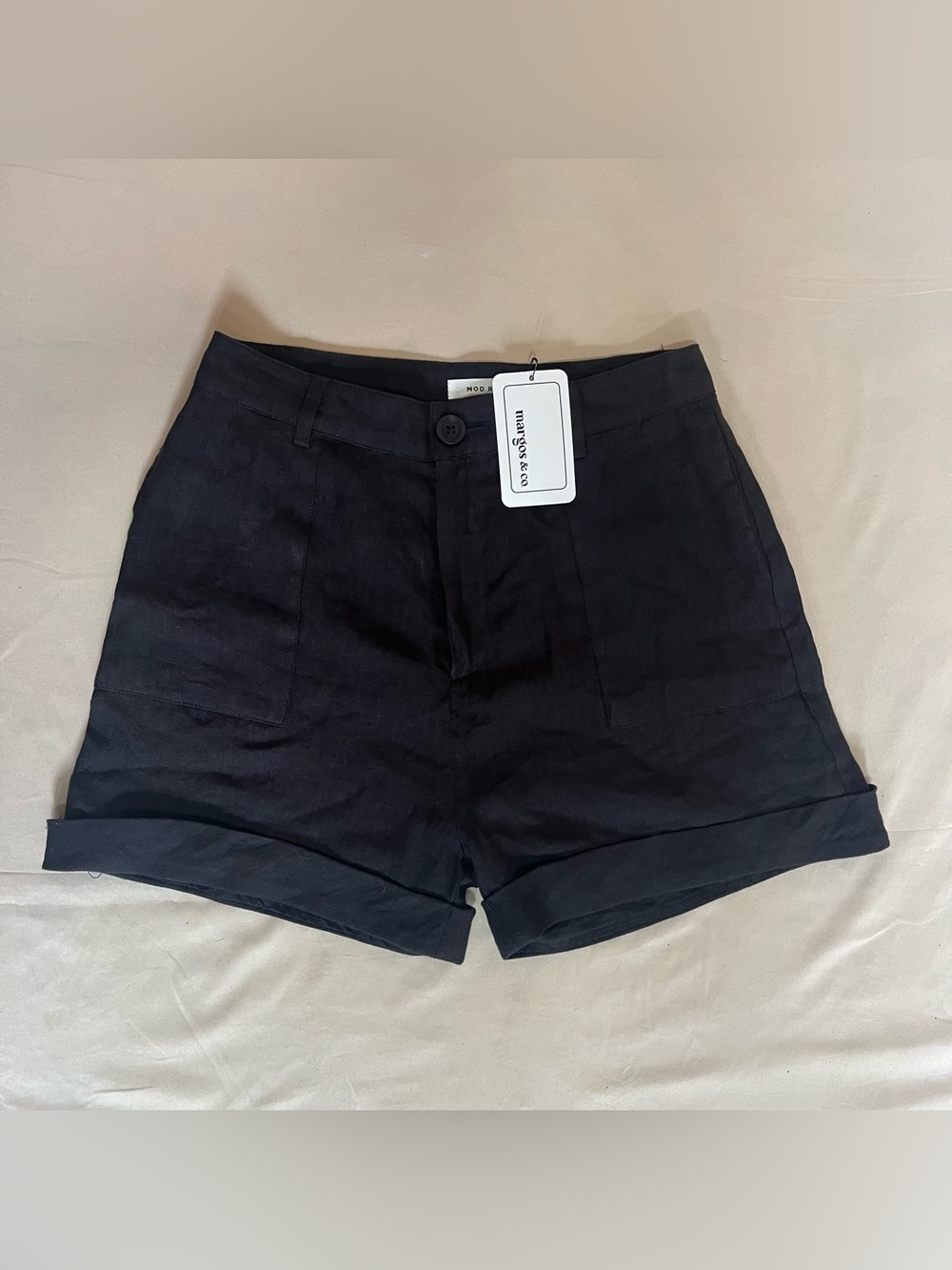 Mod Ref NWT Black Linen Shorts Size Small High Waist Cuffed